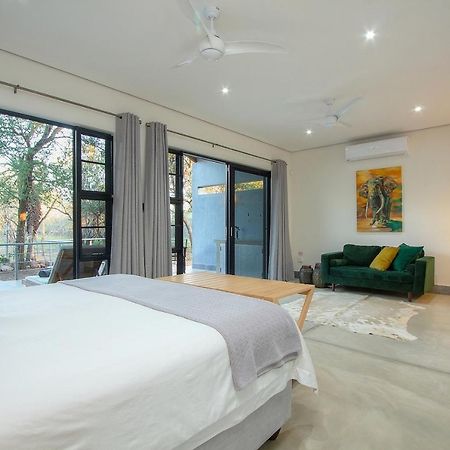 Kruger'S Keep - Luxury Couples Haven Villa Marloth Park Exterior photo