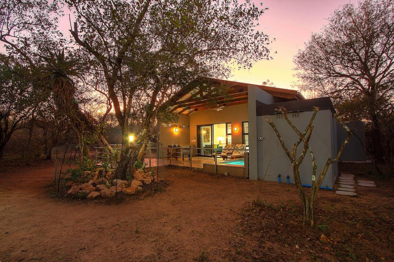 Kruger'S Keep - Luxury Couples Haven Villa Marloth Park Exterior photo