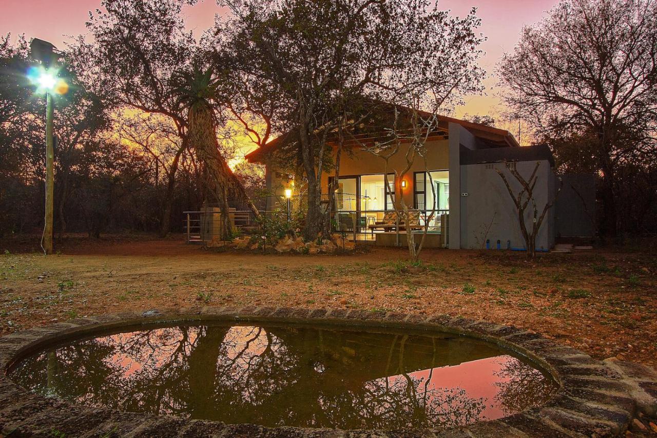 Kruger'S Keep - Luxury Couples Haven Villa Marloth Park Exterior photo
